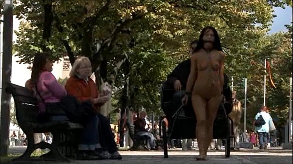 Öffentliches Ponyplay und Fesselsex Zusammenstellung